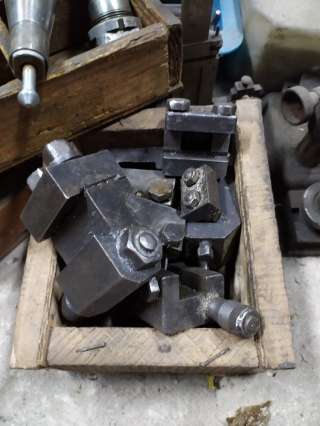 Упоры для токарных станков