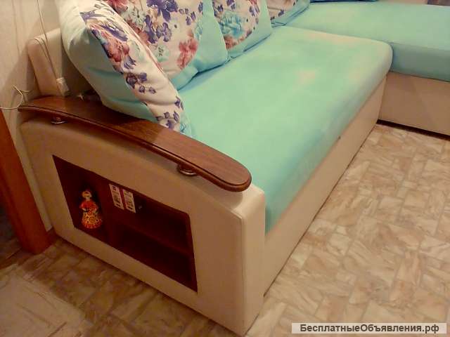 Угловой диван