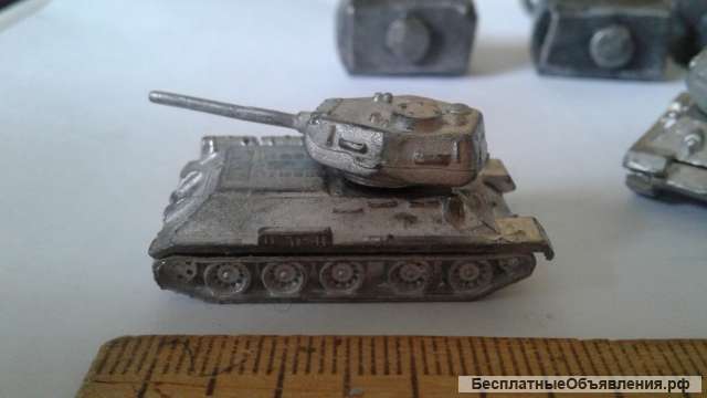 Оловянный танк Т-34
