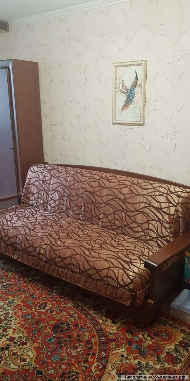 Диван