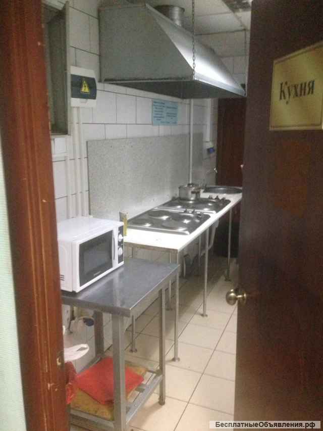 Действующий хостел с недвижимостью
