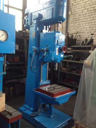 Вертикально-сверлильный станок 2А150