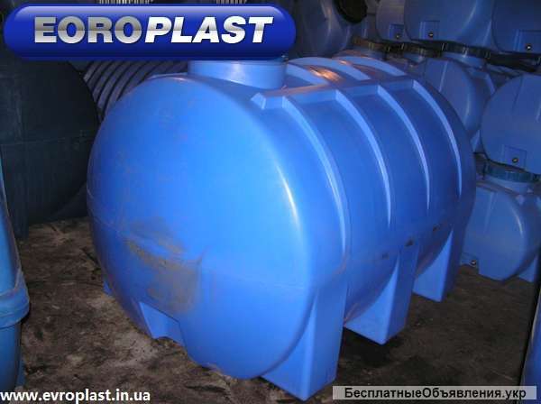 Пластиковые емкости прямоугольные для воды с краном