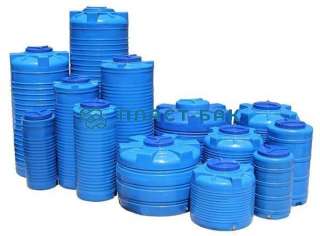 Пластиковые емкости прямоугольные для воды с краном