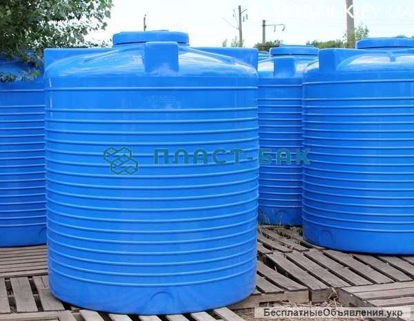 Большие пластиковые емкости для бассейнов душа
