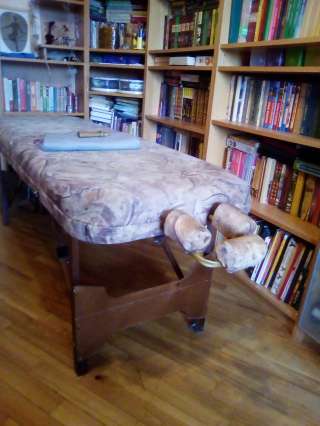 Массаж деревянными палочками китайский