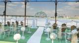 "Замок Выдубичи" - необычный ресторан на воде в центре Киева