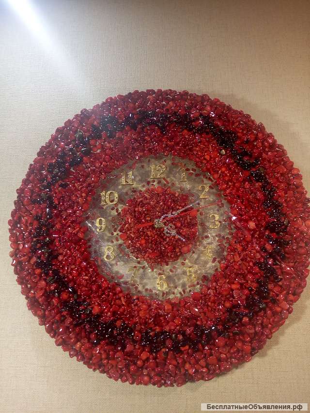 Настенные часы Коралл. натуральные камни