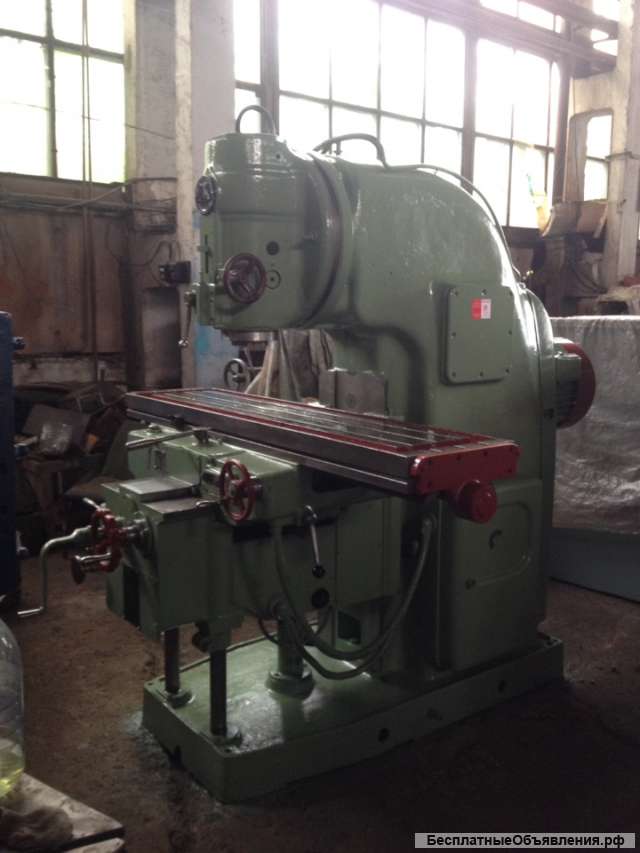 Вертикально-фрезерный станок