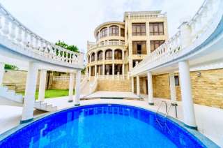 Элитная 3-этажный особняк Villa Flavia в Сочи. Центральный район