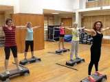 Дистанционно онлайн фитнес-тренировки, аэробика, функциональный тренинг с инструктором