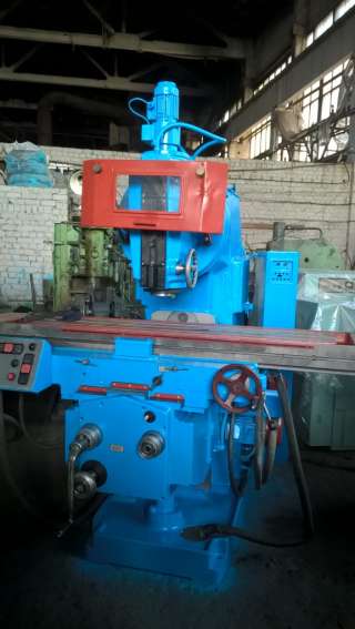 Вертикально-фрезерный станок 6Т13-29