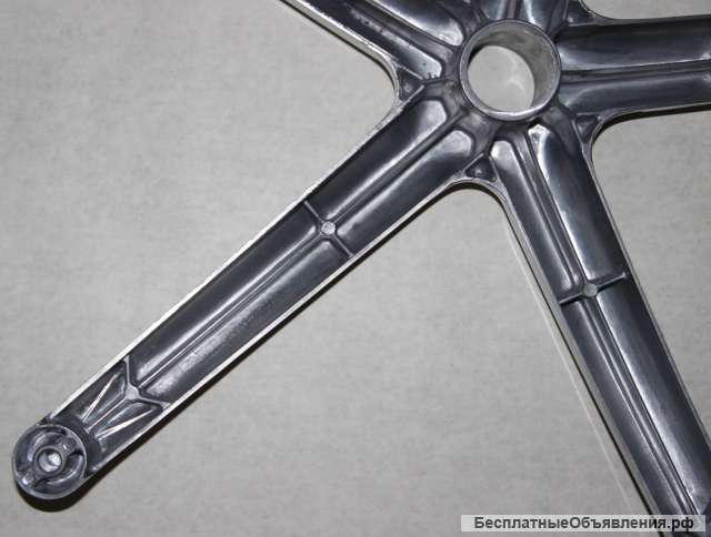 Алюминиевое литое пятилучие на кресло директора