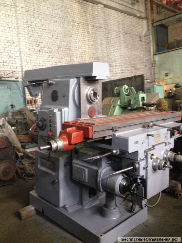 Горизонтально-фрезерный 6Р82Г