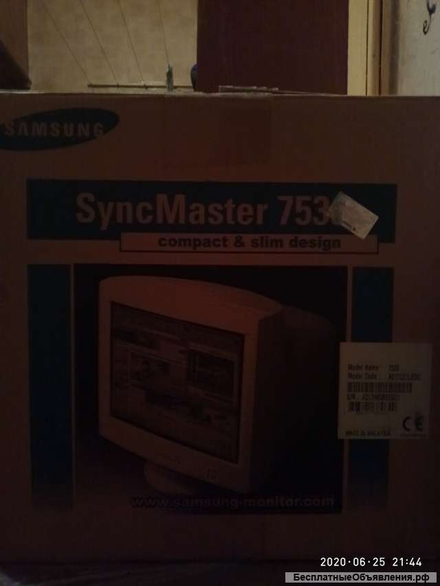 Монитор samsung SyncMaster 753