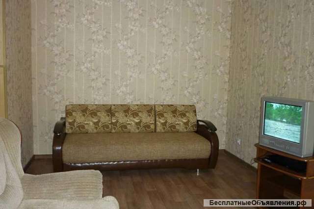 2 комнатную от собственника в центре