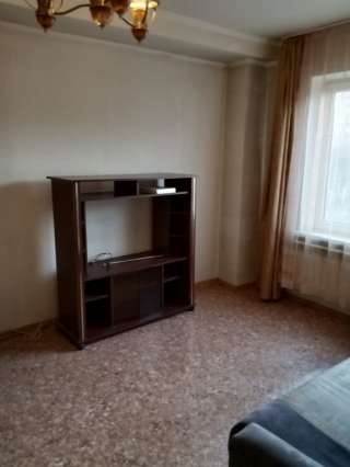 1-комнатная квартира в центре города ул.Ады Лебедевой 12