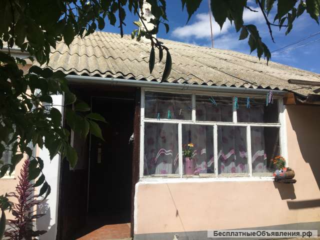 Хозяин. продам добротный дом село Донское (8 км от Симферополя по трассе Симферополь-Керчь)