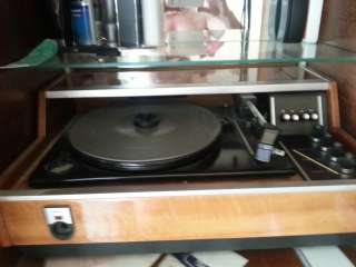 Проигрыватель виниловых дисков