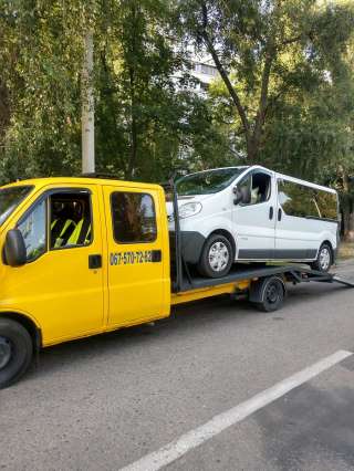 Эвакуатор Харьков. Эвакуатор + лафет. Эвакуатор с пасс местами.