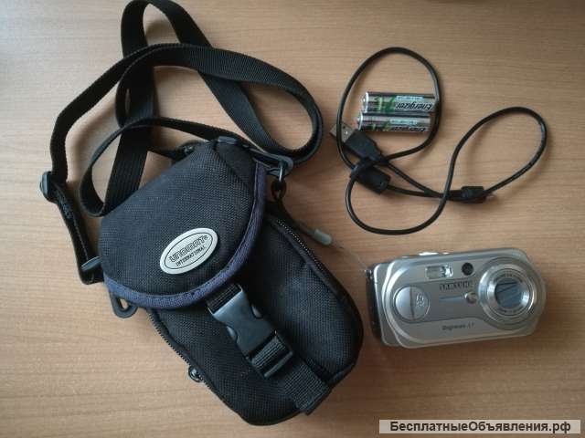Цифровой фотоаппарат SANSUNG DIGIMAX A7 в комплекте с сумкой