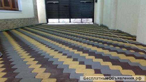 Бригада укладчиков тротуарной плитки