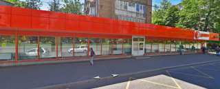 Торговое помещение 725 м2 в аренду на первой линии ул. Б.Галушкина