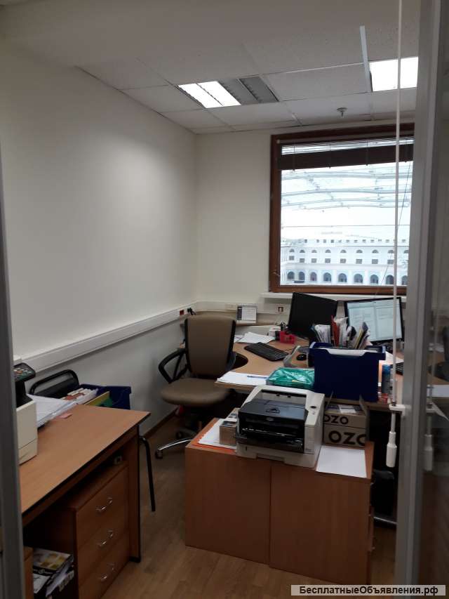 Помещение 23,6кв.м. в Гостином дворе