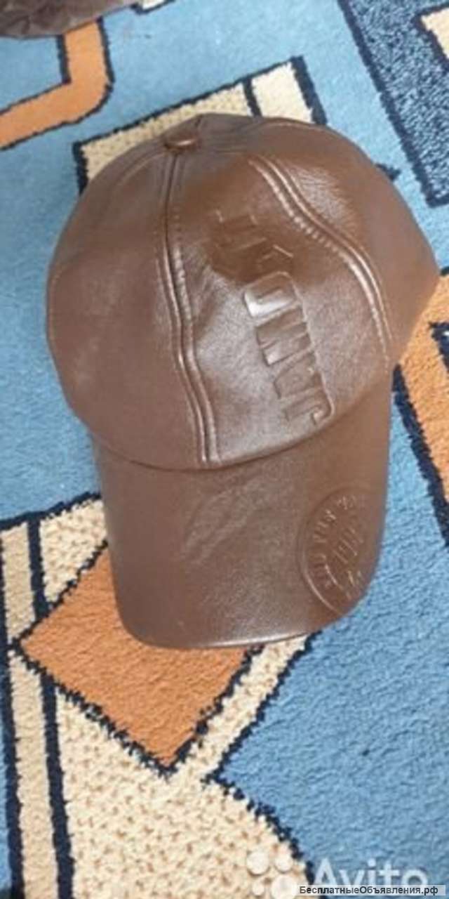 Мужская кепка бейсболка