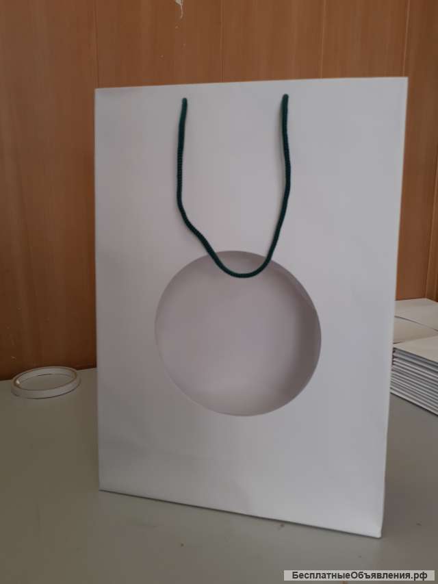 Плотные, белые бумажные сумки-пакеты с прозрачным окном