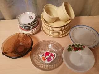 Комплект разнообразной посуды для дачи, цена указана за весь комплект
