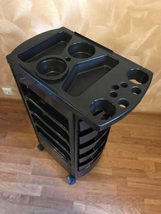 Тележка парикмахерская