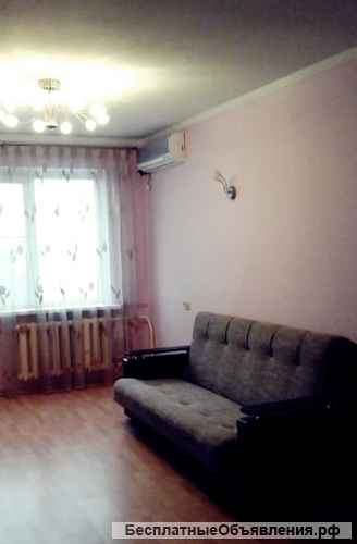 Сдаю 1к.кв. Комарова Бульвар 10/10п. 52м. ремонт