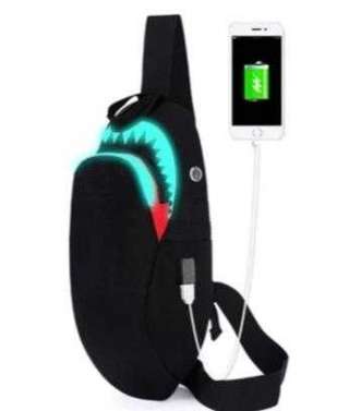 Нагрудный мини рюкзак с usb-зарядкой