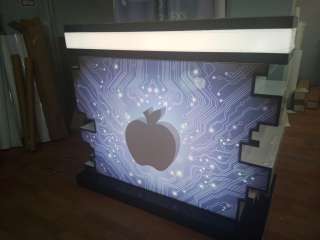 Производство мобильных выставочных стендов и стоек