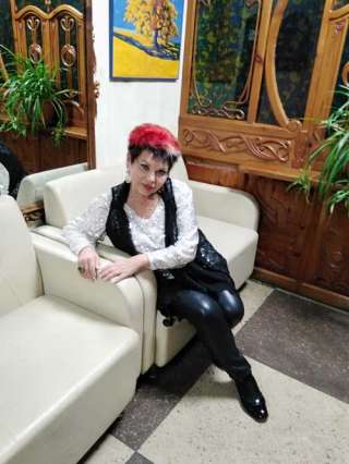 Приму участие в массовках и показах мод