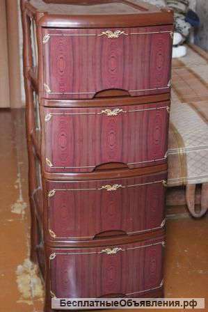 Пластмассовый комод