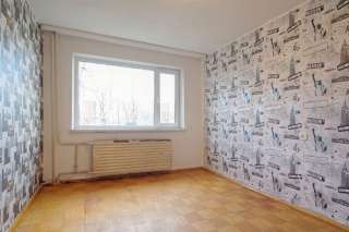 Укладка ламината и др. покрытий. Плинтус. Наклейка обоев. Ремонт квартир.