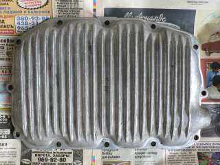 Новая крышка картера двигателя а/м Москвич 412