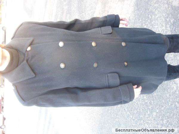 Модное полупальто в отличном состоянии