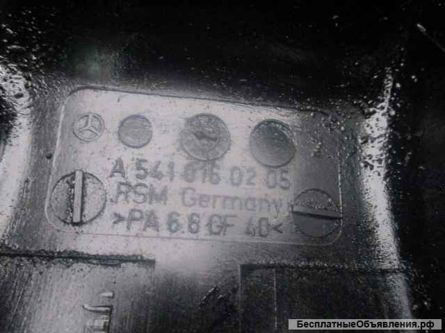 Крышка головки блока Mercedes A5410160205