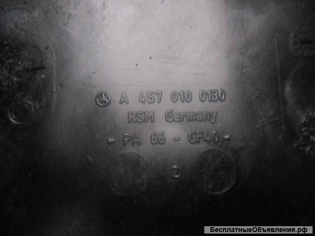 A4570100130 Крышка головки блока Mercedes