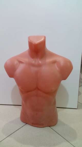 Торсы -манекены мужские и женские