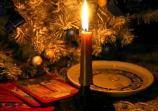 Просто гадаю и мгновенно рассказываю будущее и реальное время