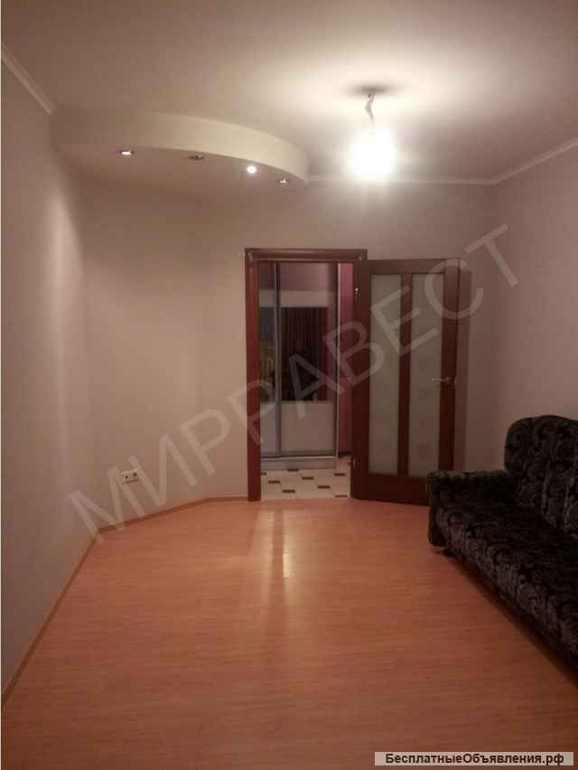 2 комнатная квартира, Центр, Закруткина 41-43 (ориентировочно) 4/10 монолит; 63/40/15