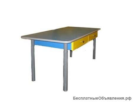 Стол детский с двумя ящиками