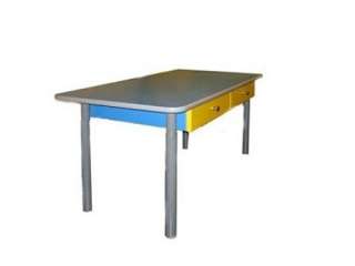 Стол детский с двумя ящиками