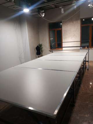 Раскройные промышленные столы, стеллажи, металлоконструкции