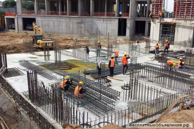 Рабочие на монолит