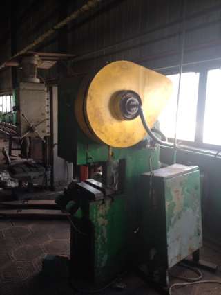 Пресс однокривошипный КД2122